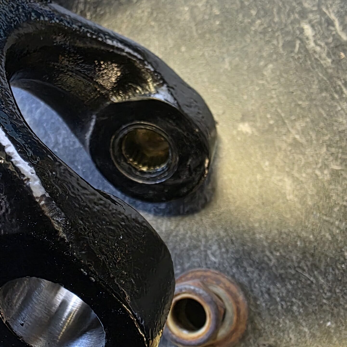 Schwingenlager einpressen