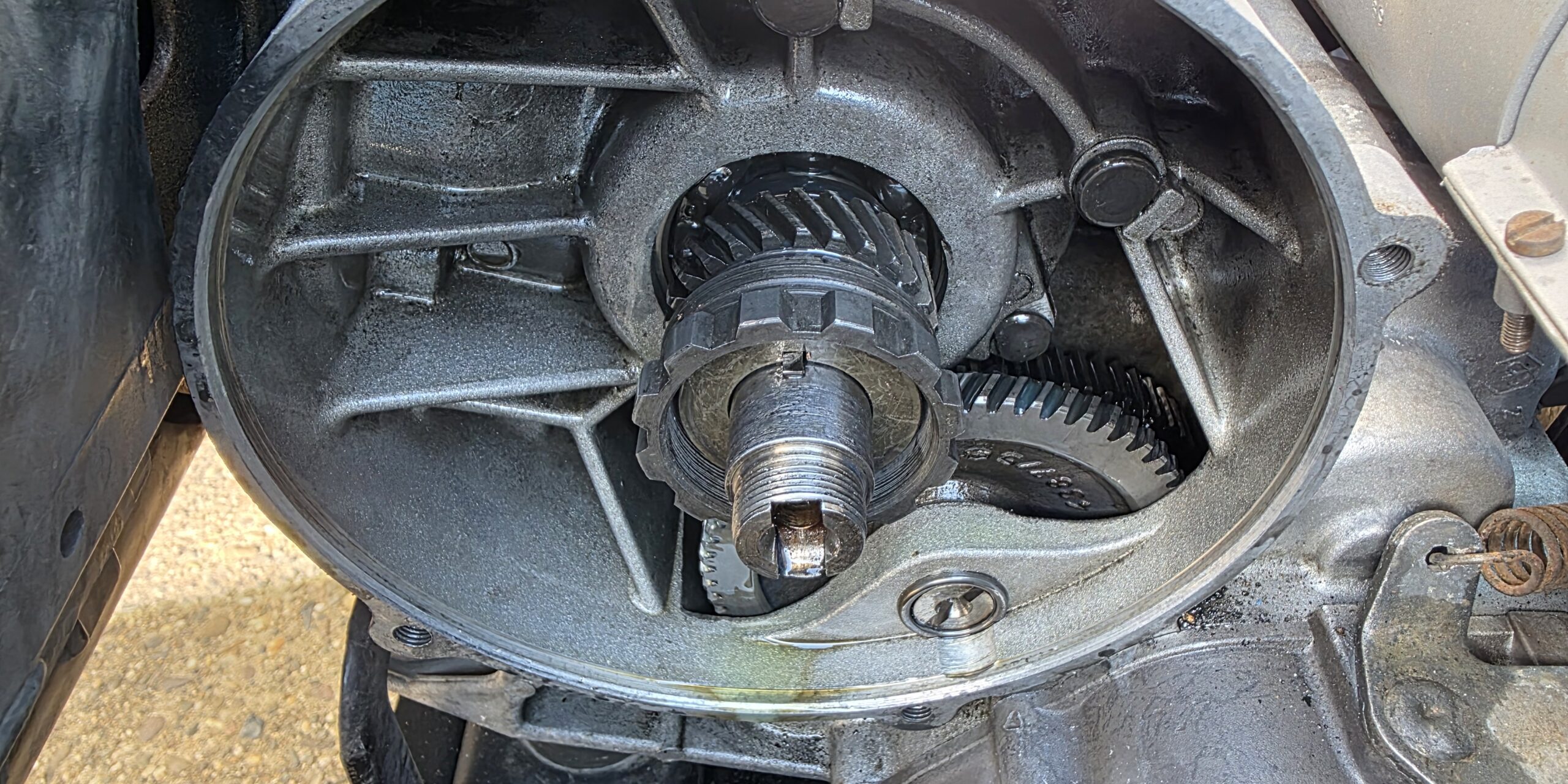 20251107_122808 neues Primärzahnrad eingebaut